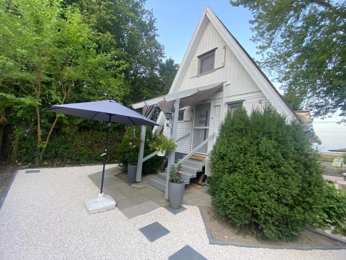 Icuka Vendeghaza Villa Kiskunlacháza Exteriör bild